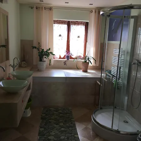 Domek Apartamentowy Margot W Chlapowie, 700 M Od Plazy Hébergement de vacances *