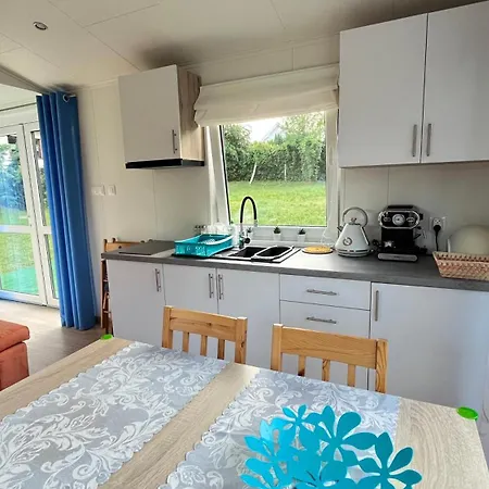 Apartamentowy Margot W Chlapowie, 700 M Od Plazy Hébergement de vacances