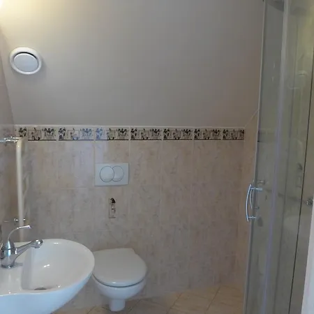 Domek Apartamentowy Margot W Chlapowie, 700 M Od Plazy Hébergement de vacances *